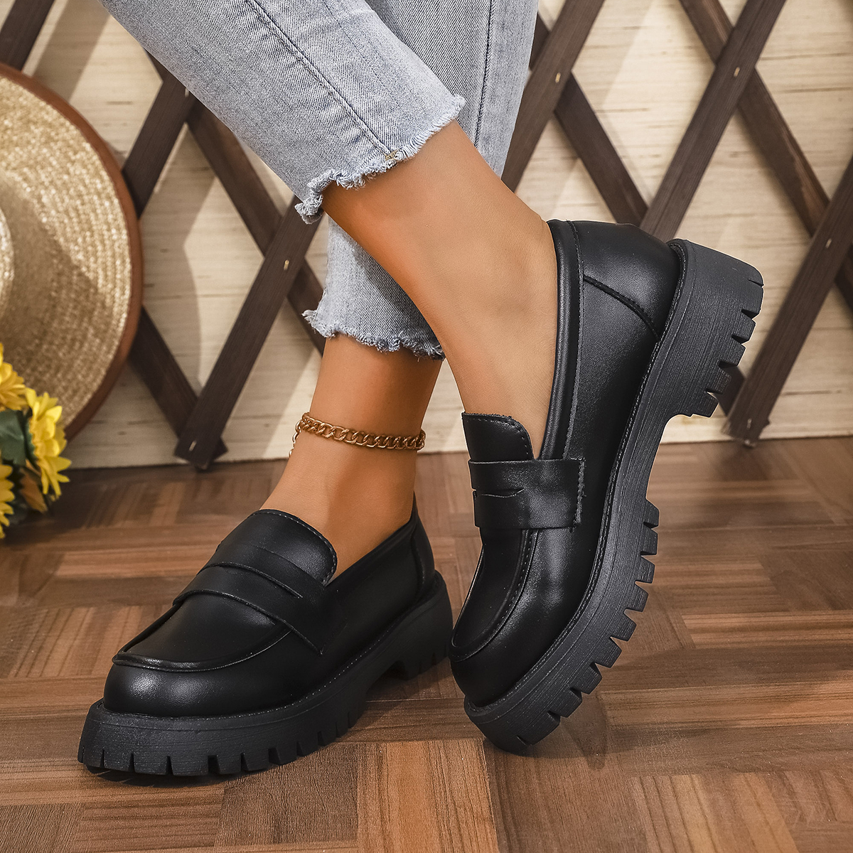 Women's British Style Thick Bo - Patent Leather Oxford ulasan dan harga